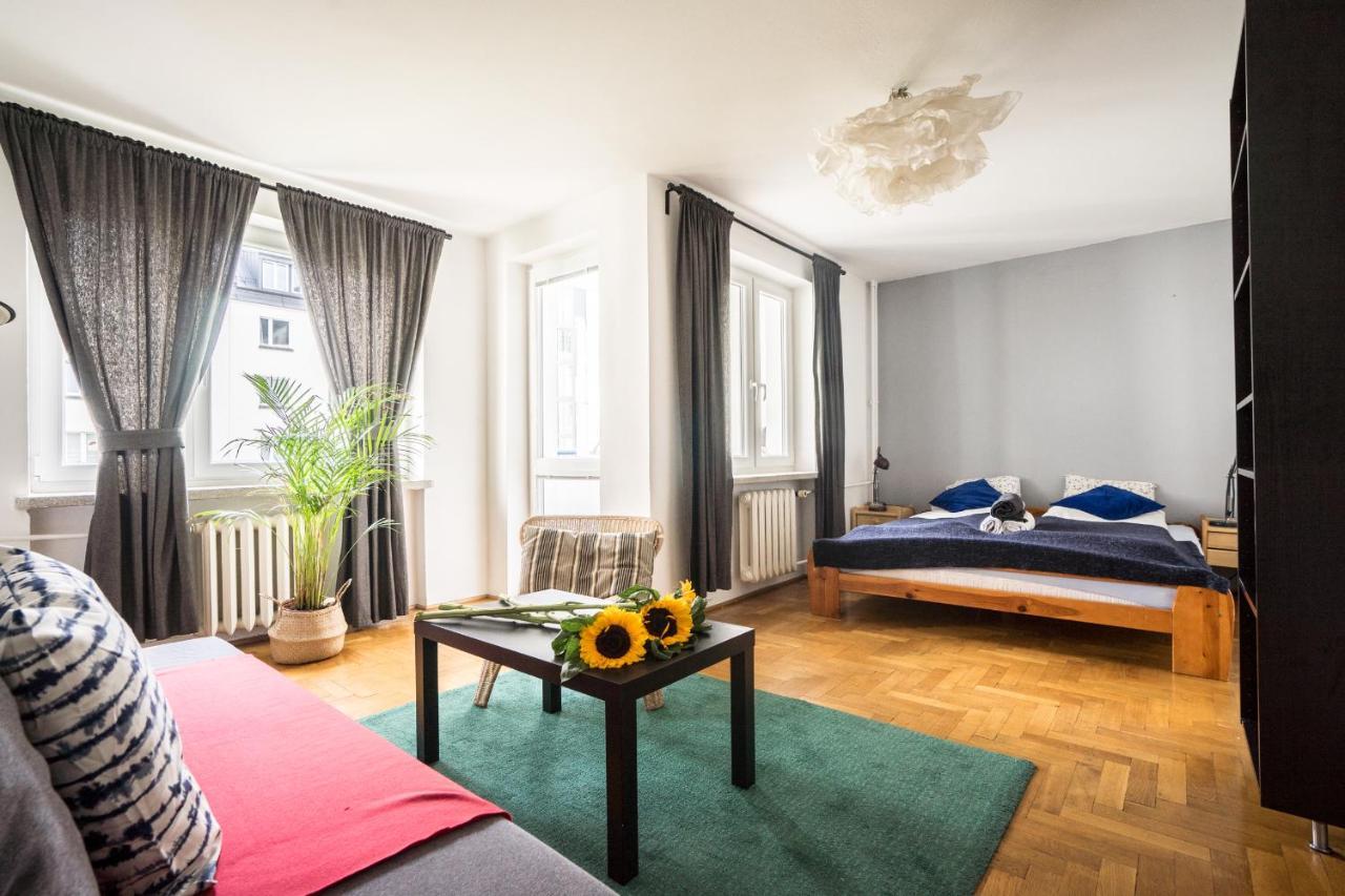 Oomph Warsaw Central 3-Bedroom Flat Exterior foto